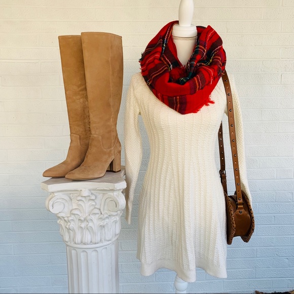 HOLLISTER Sweater Dress - White - XS
